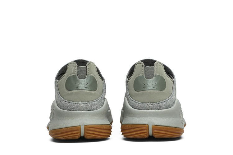 curry-4-low-grove-green-3000083-301_05