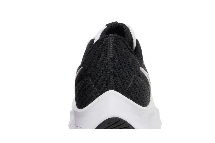Кроссовки Nike Wmns Air Zoom Pegasus 38 'White Metallic Silver'