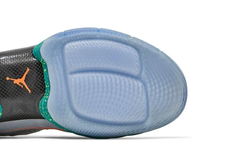 Кроссовки Air Jordan Melo M10 'Christmas'