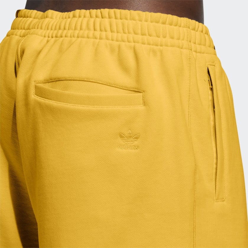Спортивные шорты adidas Pharrell Williams Basics Sweat Shorts Bold Gold