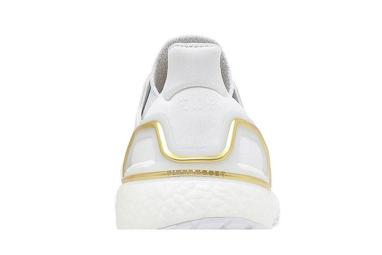 Кроссовки adidas Wmns UltraBoost 20 'White Gold Metallic'