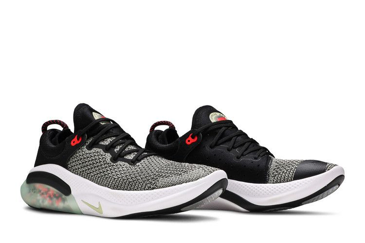 joyride-run-flyknit-black-olive-aura-aq2730-009_07