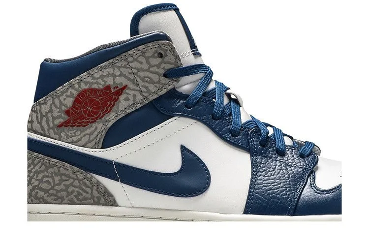 Krossovki-Air-Jordan-1-Mid-True-Blue-1