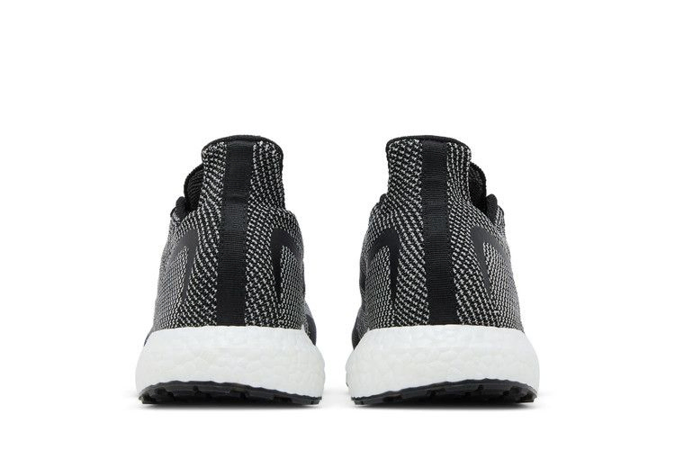 Кроссовки Adidas UltraBoost Made To Be Remade 'Black White'