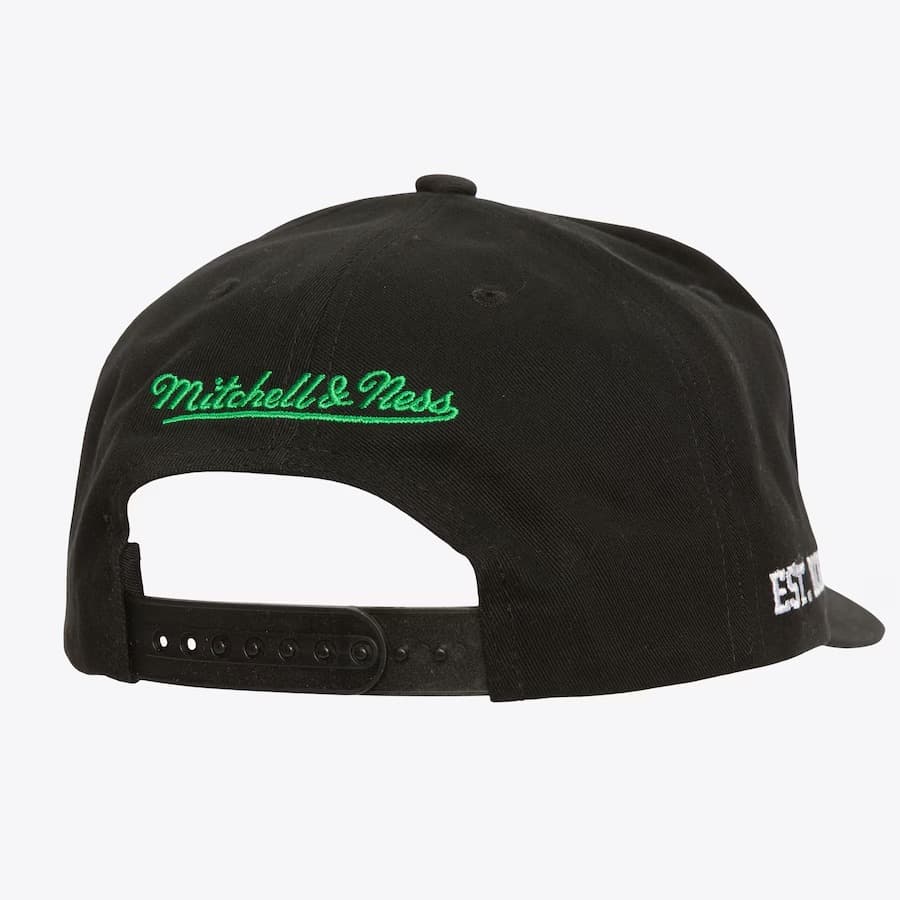 Mitchell-Ness-Black-Seattle-SuperSonics-Hardwood-Classics-Big-Time-Pro-Snapback-Hat-1