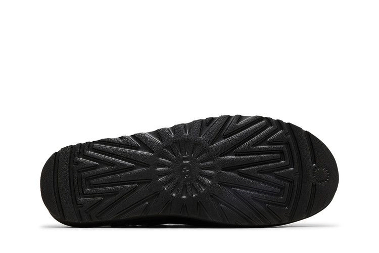UGG Classic Slip-On Slipper 'Black'