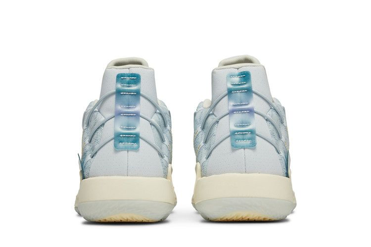 Кроссовки Adidas Dame 7 'Christmas Pack'