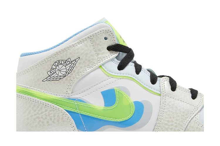 air-jordan-1-mid-se-gs-warped-swoosh-dv1314-017_01