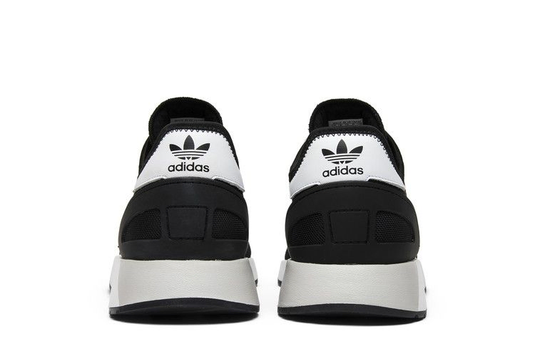 n-5923-core-black-cq2337_05