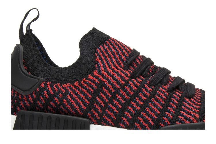nmd_r1-primeknit-stlt-red-solid-cq2385_01