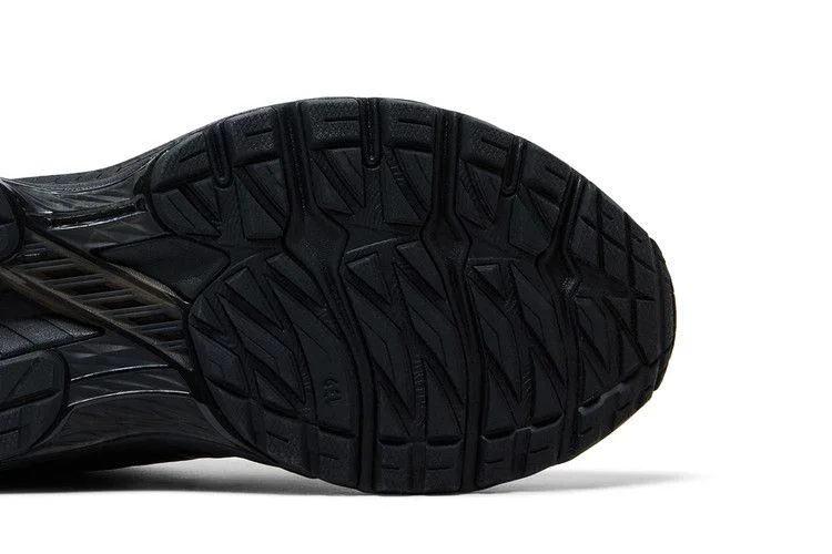 Krossovki-ASICS-Gel-Terrain-Triple-Black-4