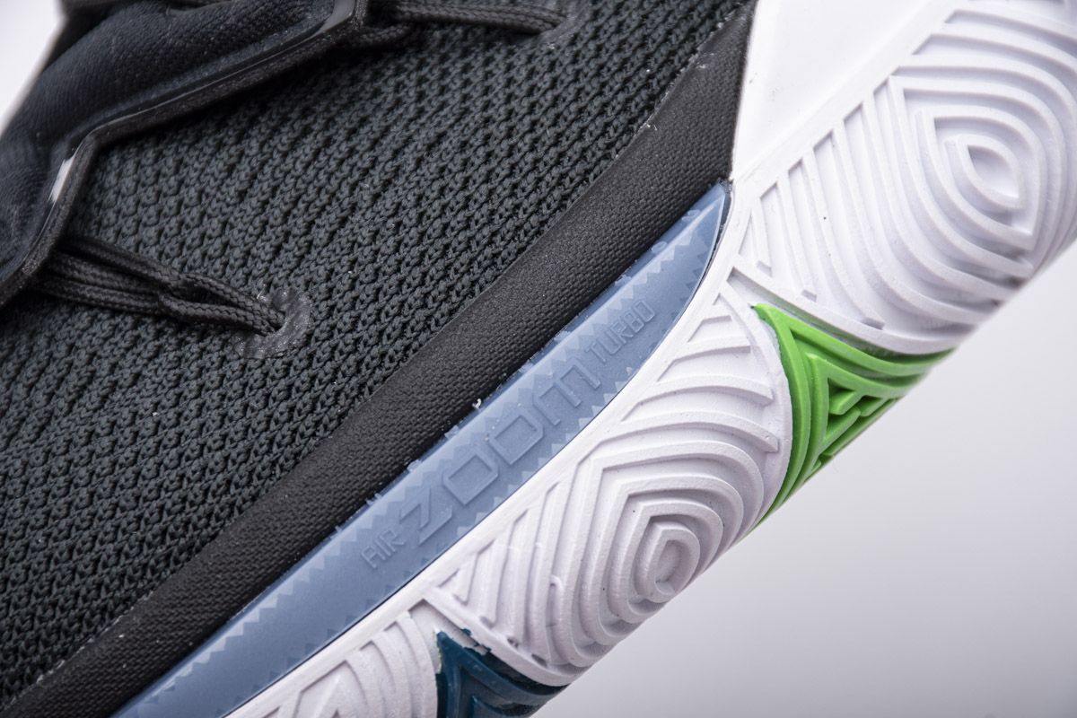 Кроссовки Nike Kyrie 5 Black Magic