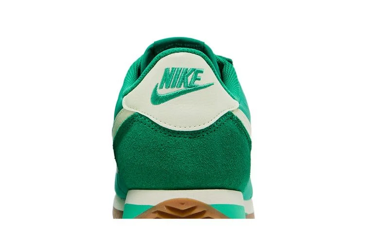 Krossovki-Nike-Wmns-Cortez-Stadium-Green-6