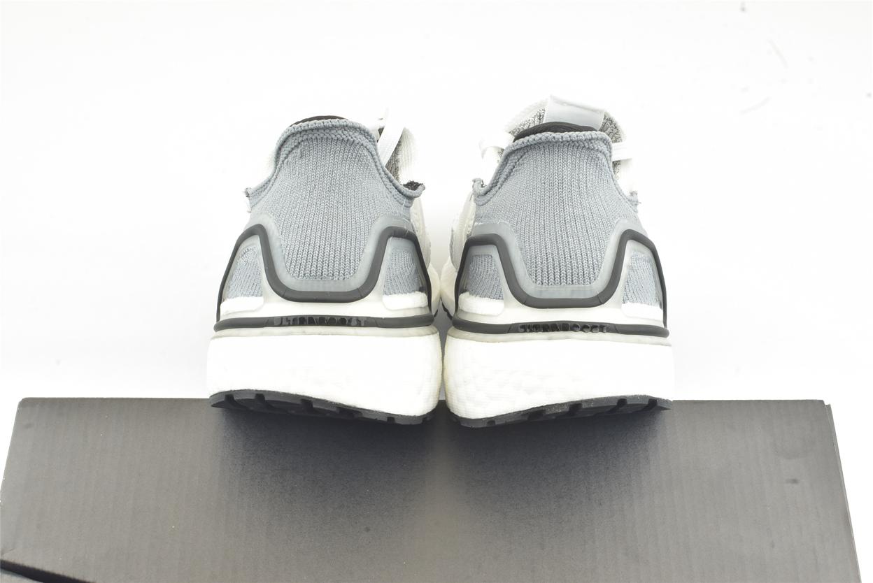 Кроссовки adidas Ultra Boost 19 Cloud White Grey Two W