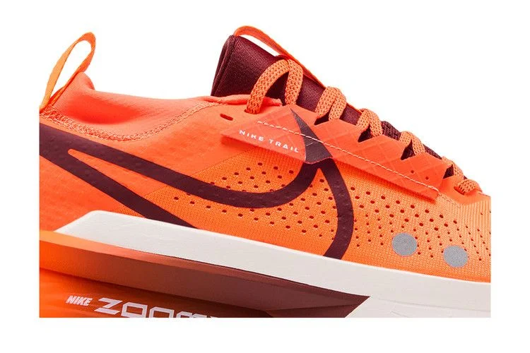 Кроссовки Nike ZoomX Zegama 2 'Hyper Crimson'