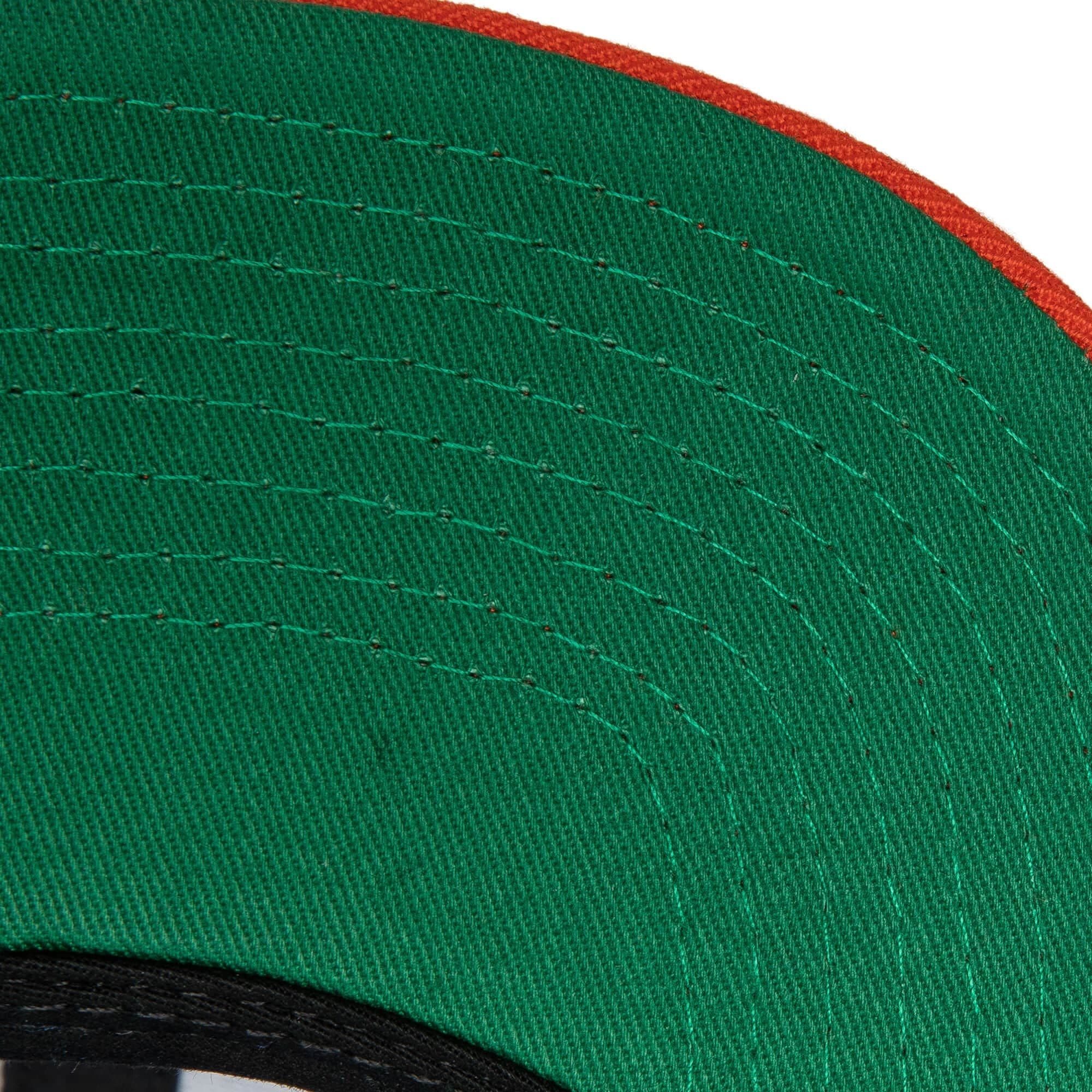 Mitchell-Ness-Team-2-Tone-2.0-Snapback-HWC-New-York-Knicks-2