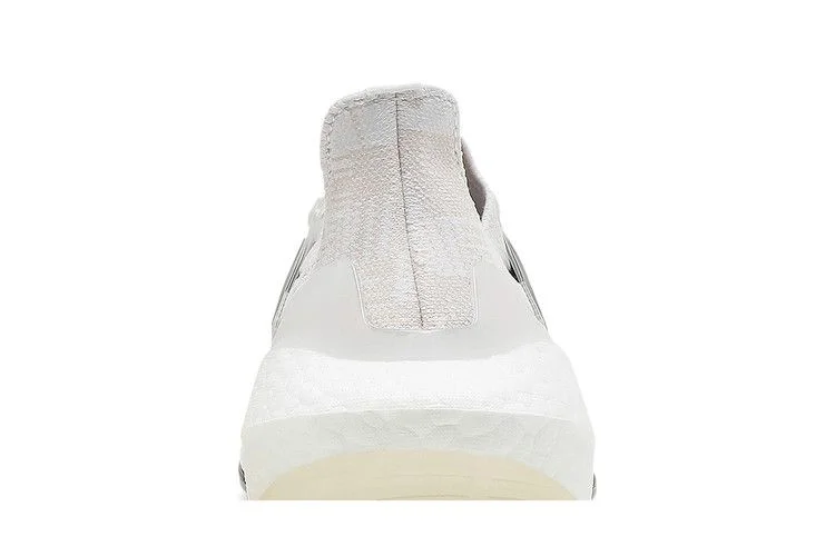Krossovki-adidas-Wmns-UltraBoost-21-Primeblue-Non-Dyed-Black-6
