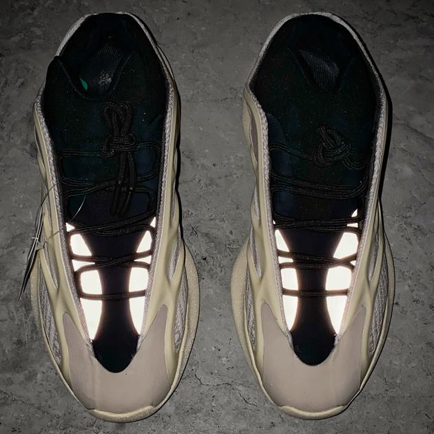 adidas-Yeezy-700-V3-Azael-10
