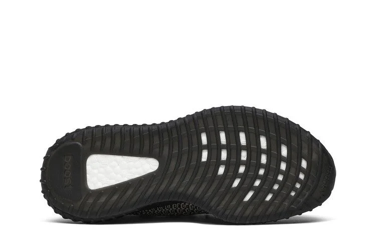 Krossovki-adidas-Yeezy-Boost-350-V2-Kids-Yecheil-3