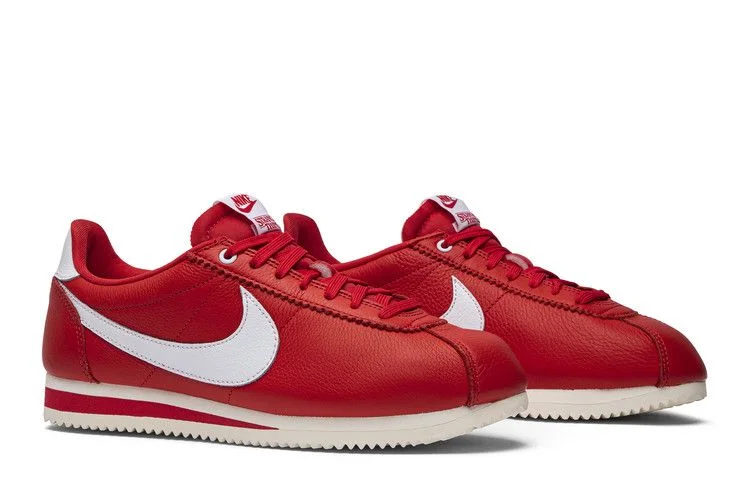 Krossovki-Stranger-Things-x-Nike-Cortez-OG-Collection-7