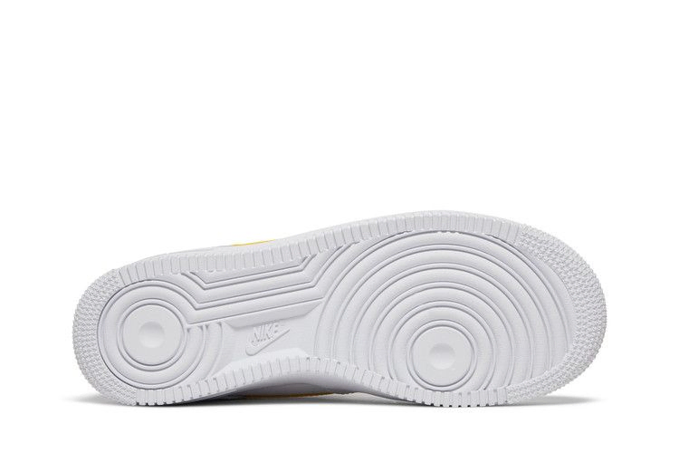 Кроссовки Nike Wmns Air Force 1 '07 'White Light Citron'