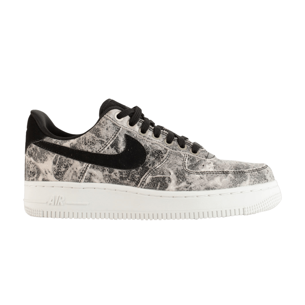 wmns-air-force-1-07-lxx-black-metallic-pewter-ao1017-001