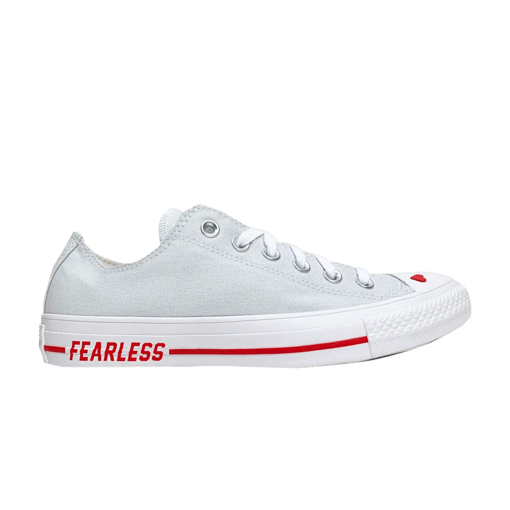 Krossovki-Converse-Wmns-Chuck-Taylor-All-Star-Low-Love-Fearlessly-1