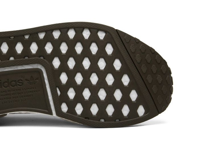 nmd-r1-chalk-and-olive-cq0758_04