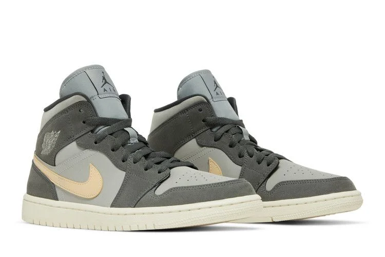 Krossovki-Wmns-Air-Jordan-1-Mid-Iron-Grey-Onyx-7