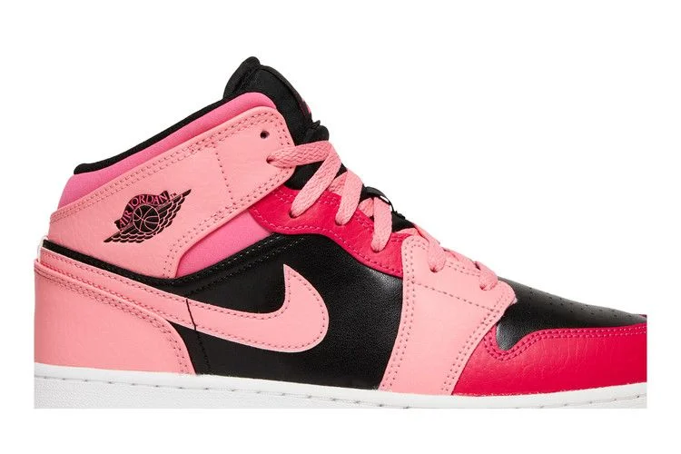 Krossovki-Air-Jordan-1-Mid-GS-Coral-Chalk-1