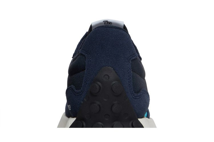 Кроссовки New Balance 327 'Eclipse Virtual Sky'