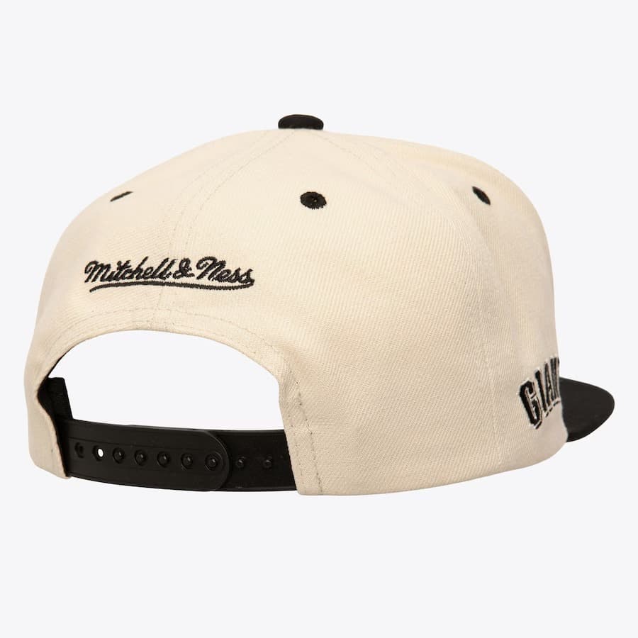 Mitchell-Ness-Cream-Black-San-Francisco-Giants-Logo-Snapback-Hat-1