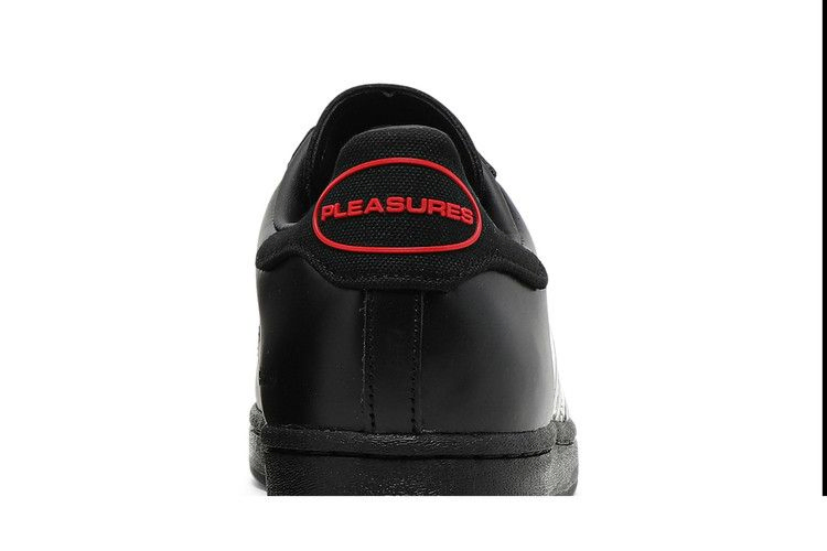 Кроссовки Pleasures x adidas Superstar 'Black'