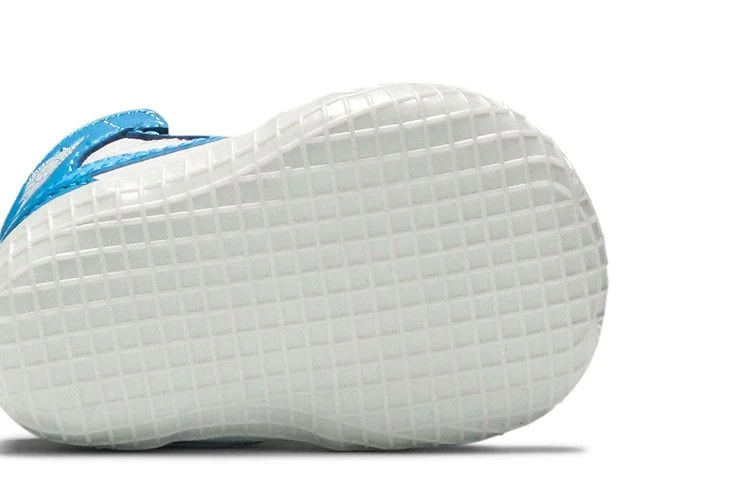 Krossovki-Air-Jordan-1-Retro-CB-UNC-4