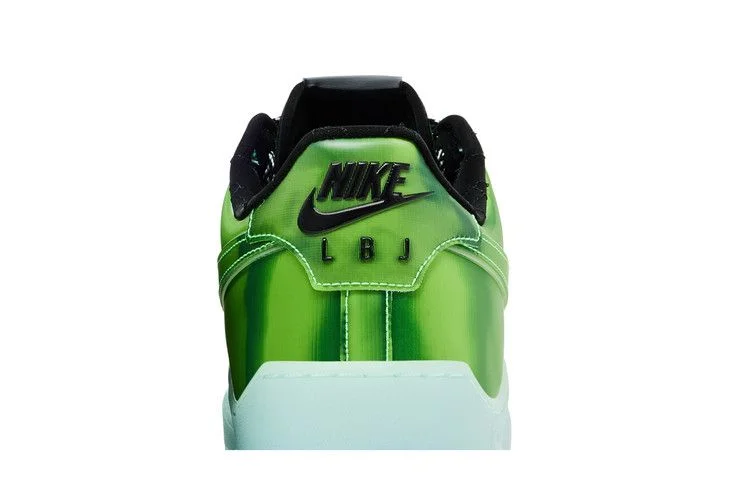 nike-air-force-1-low-premium-lebron-james-la-iq5368-300_7