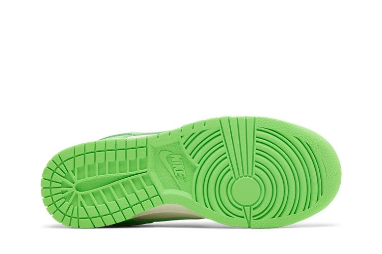wmns-dunk-low-green-strike-hv0842-133_03