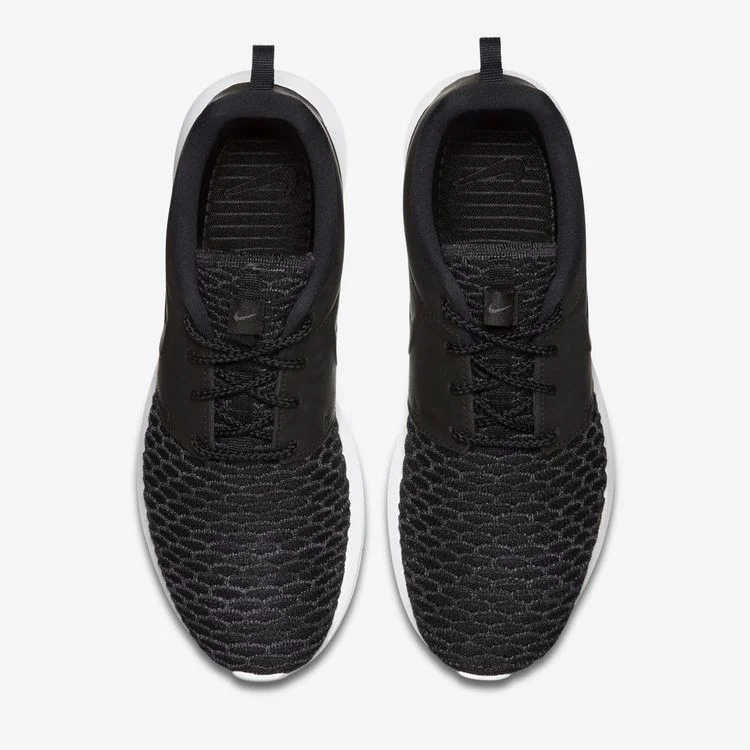 Krossovki-Nike-Roshe-One-Flyknit-Premium-Black-2