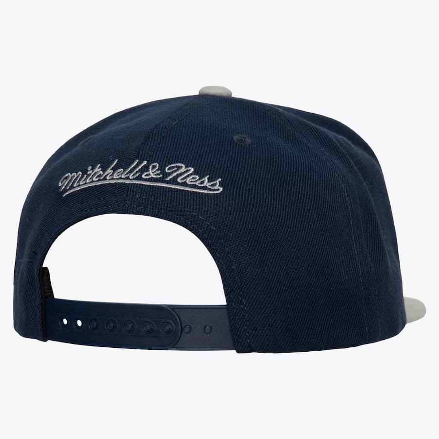 Бейсболка Mitchell & Ness Navy Gray Dallas Cowboys Team Two-Tone 2.0 Snapback Hat