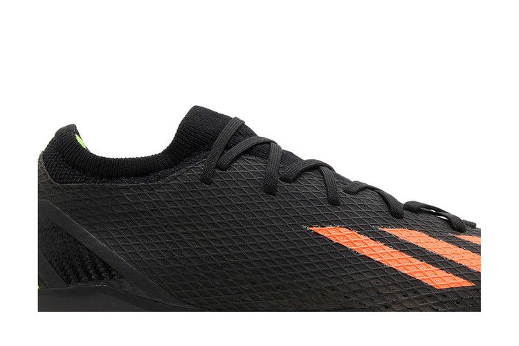 x-speedportal-3-fg-black-solar-red-gw8453_01
