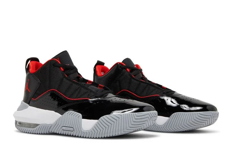 Krossovki-Air-Jordan-Stay-Loyal-Bred-7