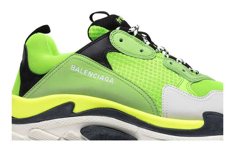 Кроссовки Balenciaga Triple S Sneaker 'Very Fluo'