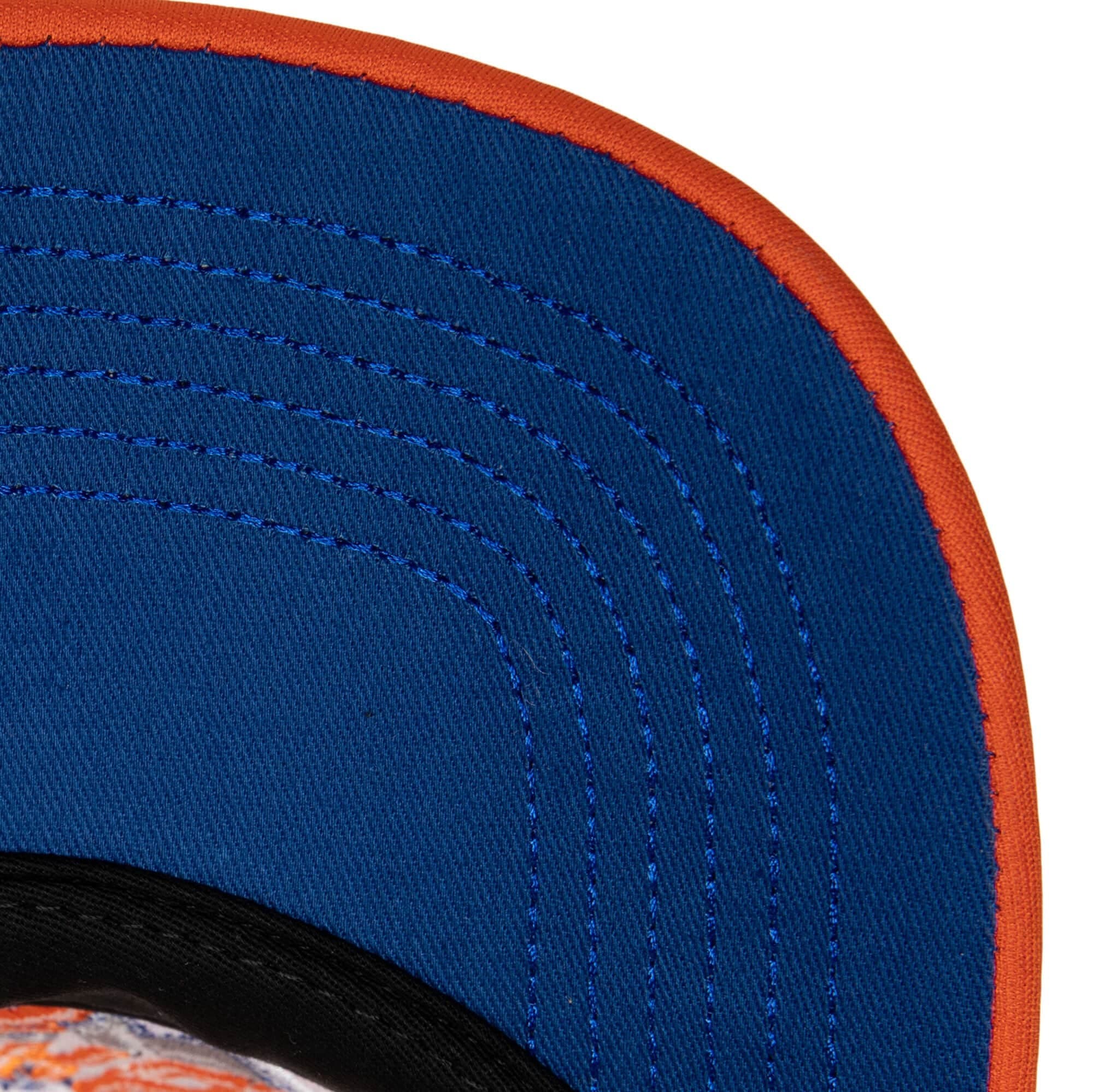 Mitchell-Ness-Puff-The-Magic-Trucker-Snapback-HWC-New-York-Knicks-2