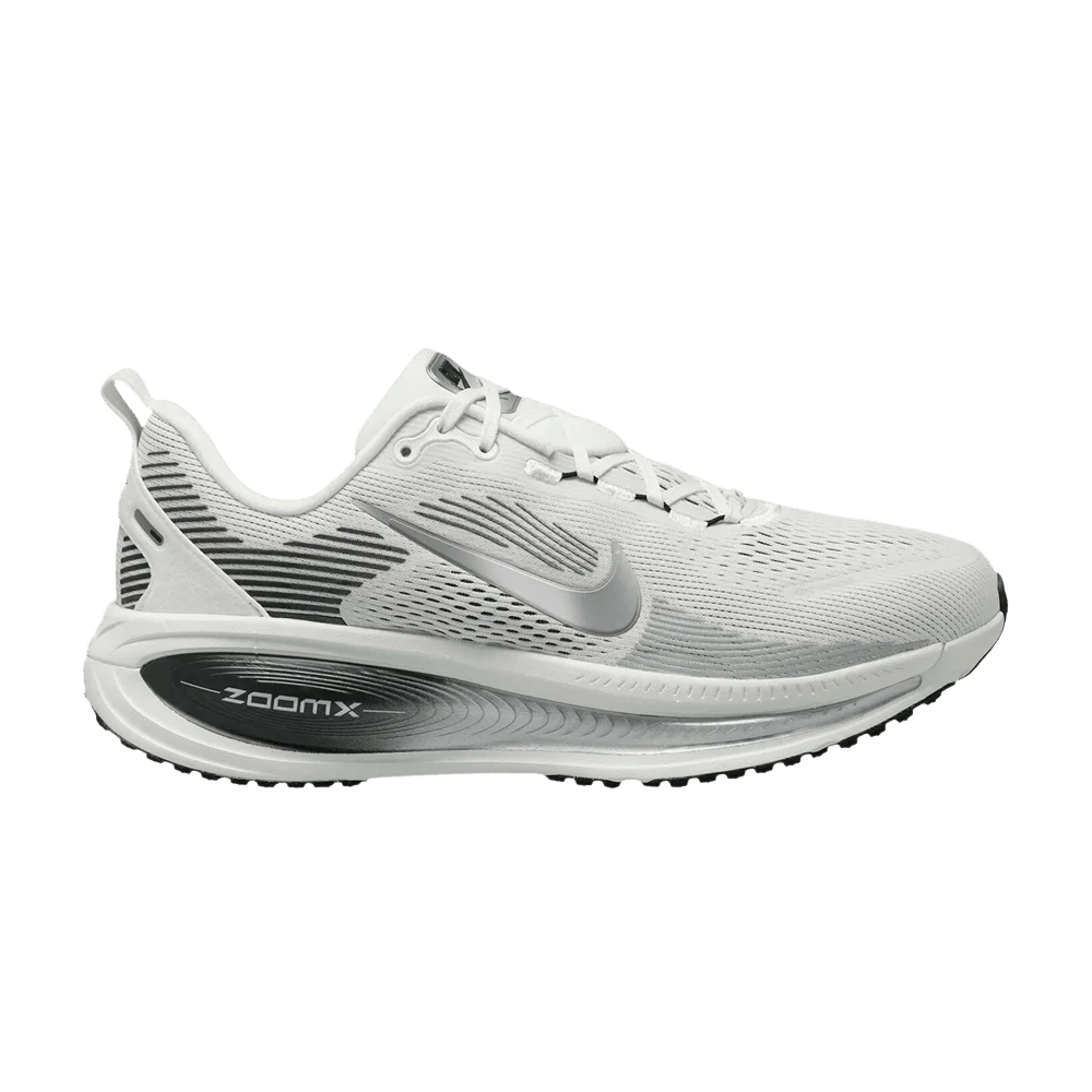 Krossovki-Nike-Vomero-18-Summit-White-Black-Silver