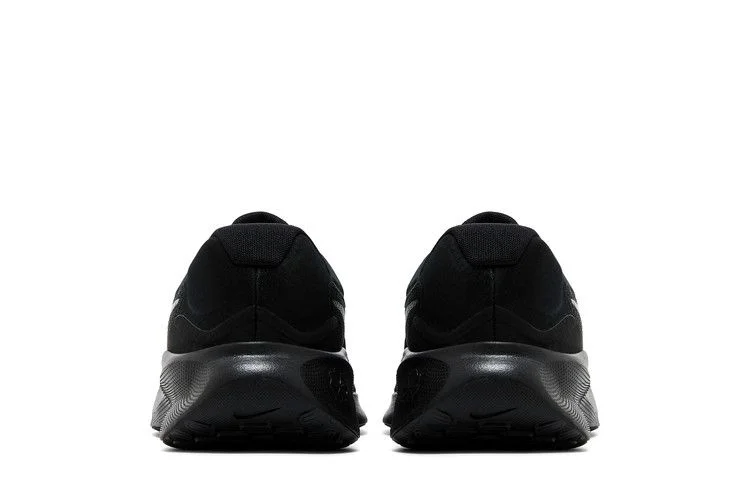 Krossovki-Nike-Revolution-7-Extra-Wide-Black-Off-Noir-5