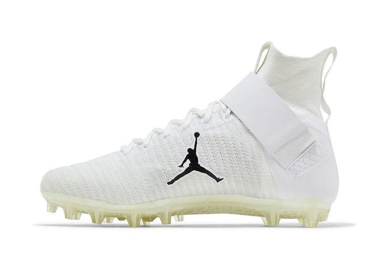 Кроссовки Air Jordan Alpha Menace Elite 2 'White Black'