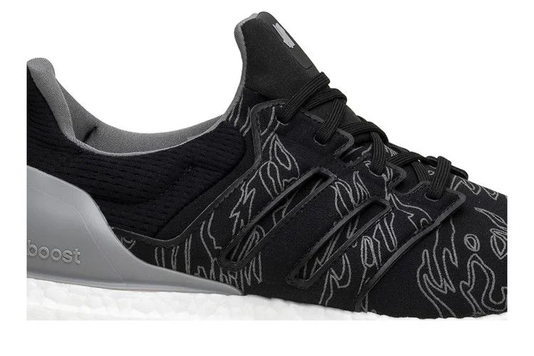 Кроссовки Undefeated x adidas UltraBoost 'Utility Black'