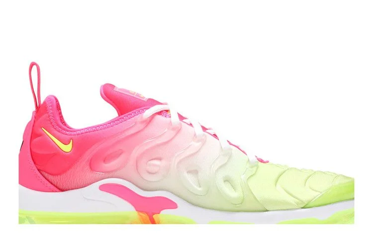 Кроссовки Nike Wmns Air VaporMax Plus 'Pink Volt Gradient'