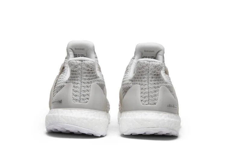 Кроссовки Adidas UltraBoost 4.0 'Chalk'