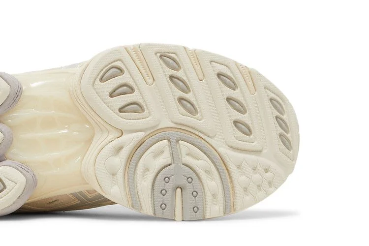 Кроссовки ASICS Wmns Gel Nimbus 9 'Oyster Grey Birch'