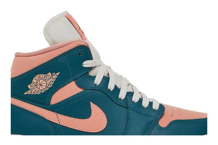 Кроссовки Wmns Air Jordan 1 Mid 'Dark Teal Green'
